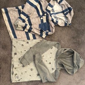 Baby boys hooded long sleeve shirts